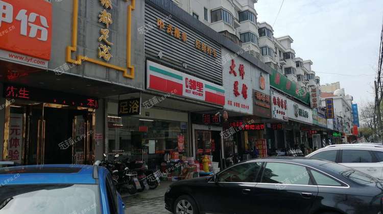 浦东周浦上南路378㎡足浴/按摩店转让,个人照可用,可明火,可餐饮