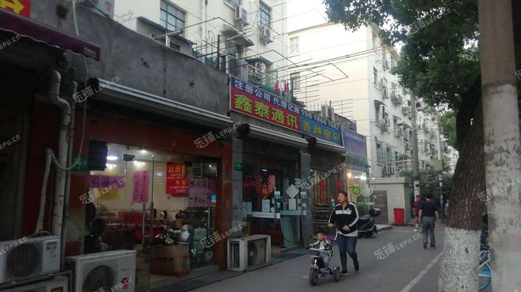 闵行吴泾剑川路50㎡商铺出租,可办照,可餐饮