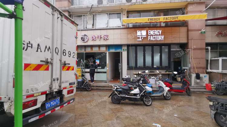 松江松江大学城文翔路90㎡饮料店水吧转让可办照可餐饮