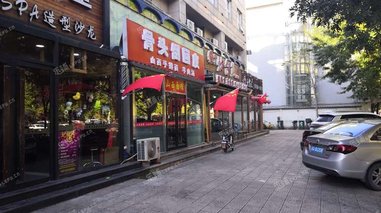 大兴黄村黄村西大街120㎡小吃快餐店转让,公司照可过户,可明火,可餐饮