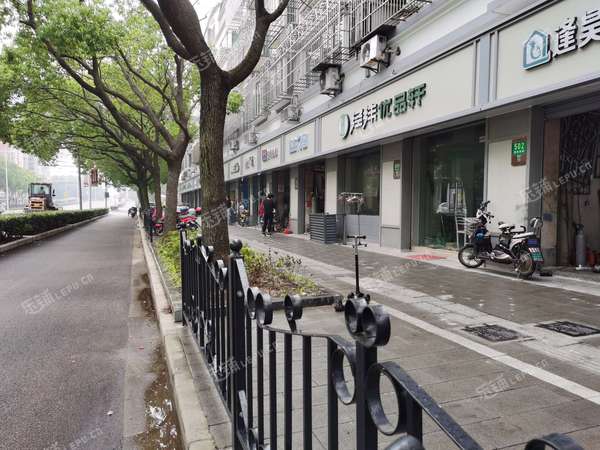 奉贤南桥解放西路40㎡五金建材店转让,公司照可过户