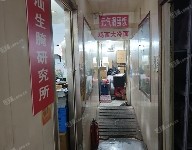 朝阳高碑店建国路12㎡小吃快餐店转让，大照/集体照，可餐饮