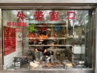 朝阳惠新西街170㎡商铺出租，个人照可用，可明火，可餐饮