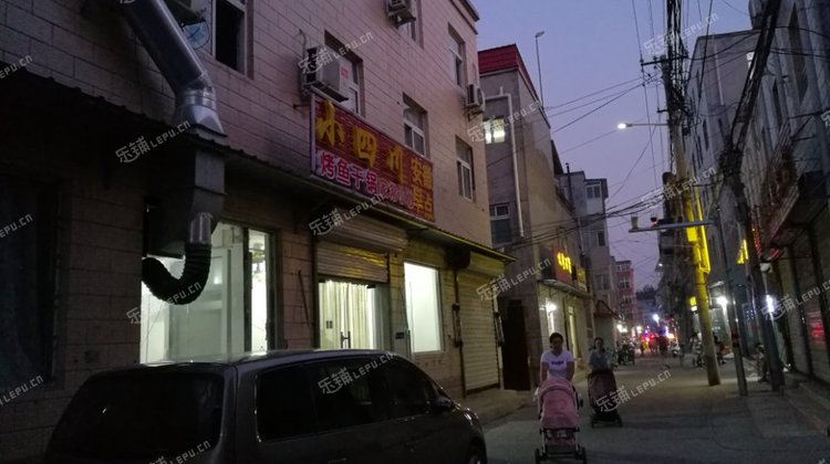 昌平朱辛庄白庙村中街30㎡小吃快餐店转让个人照可用可明火可餐饮