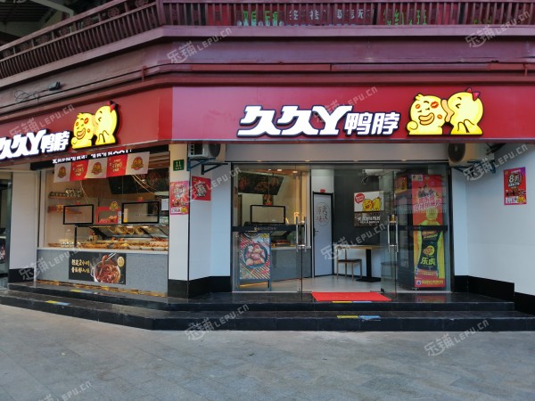 松江松江老城庙前街27㎡水产肉类熟食店转让，个人照可用