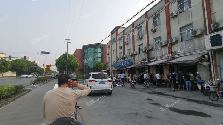 松江车墩香闵路66㎡小吃快餐店转让可办照可明火可餐饮