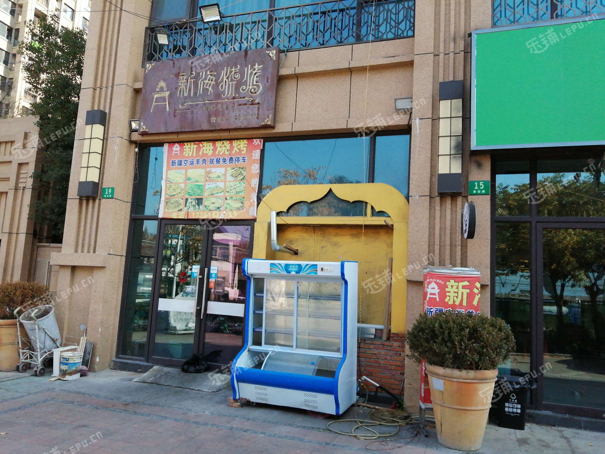 嘉定安亭泰安路80㎡小吃快餐店早點攤位出租,大照/集體照,可明火,可