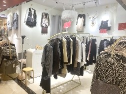 黃埔大沙地東25㎡服裝店轉(zhuǎn)讓，可辦照