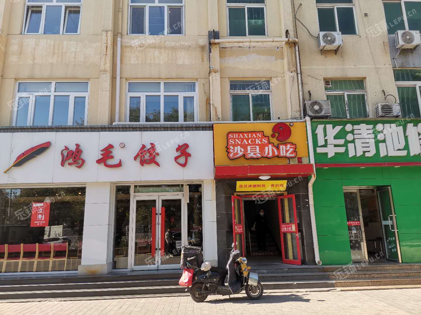 朝阳惠新西街安苑路320㎡商铺出租，可办照，可明火，可餐饮