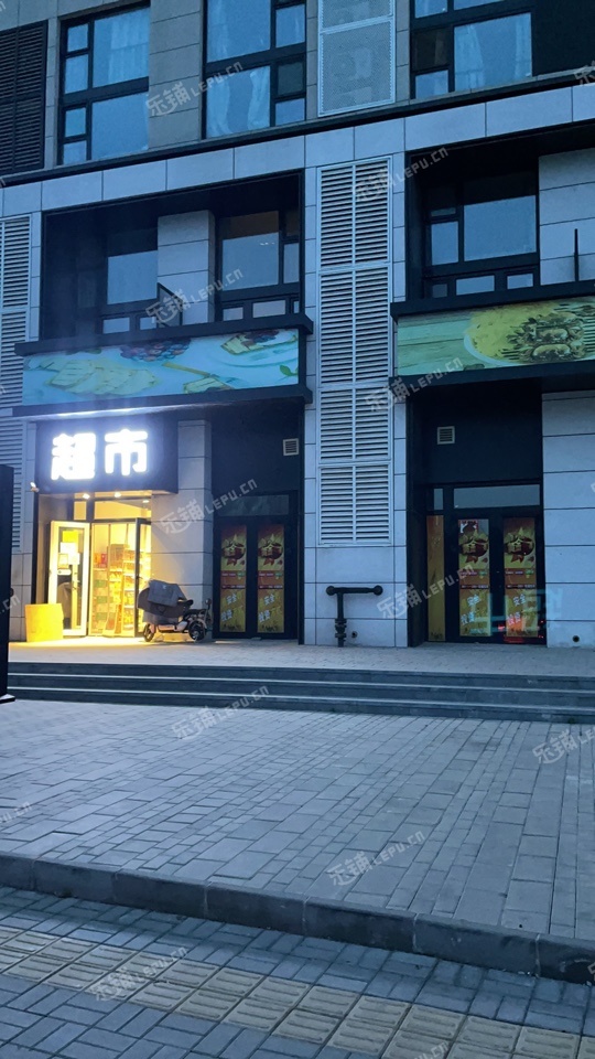 顺义顺义城南焦路80㎡商铺出租，可办照，可明火，可餐饮