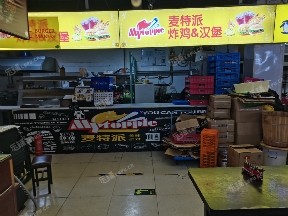 朝阳垡头陶庄路40㎡小吃快餐店转让，个人照可用，可明火，可餐饮