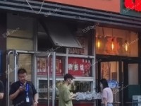 大兴亦庄康定街90㎡商铺出租，个人照可用，可明火，可餐饮
