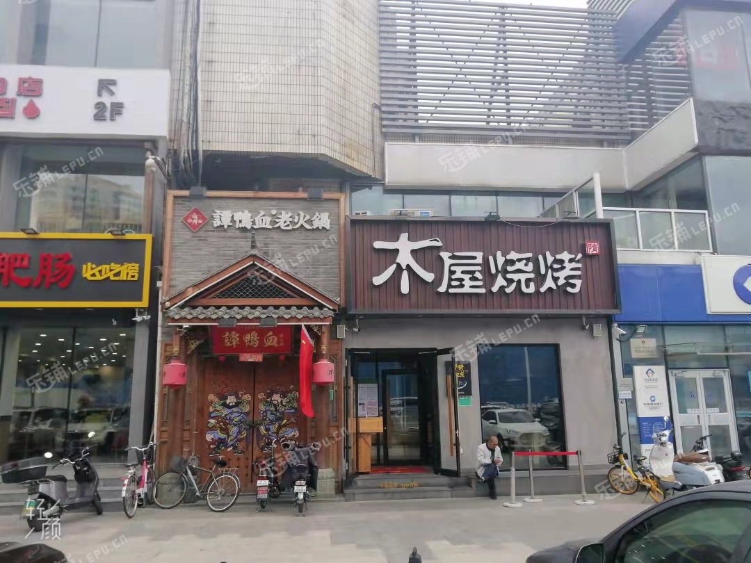 丰台方庄蒲芳路410㎡火锅店出租，可办照，可明火，可餐饮
