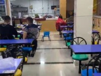 海淀知春路15㎡小吃快餐店转让，大照/集体照，可明火，可餐饮