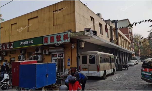 西城广安门500㎡商铺出租，可办照，可明火，可餐饮