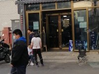 昌平百善镇中心街120㎡烧烤/烤串早点摊位出租，个人照可用，可明火，可餐饮