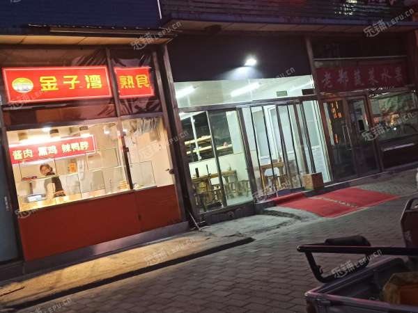 通州潞苑潞邑西路10㎡小吃快餐店转让，个人照可用，可餐饮