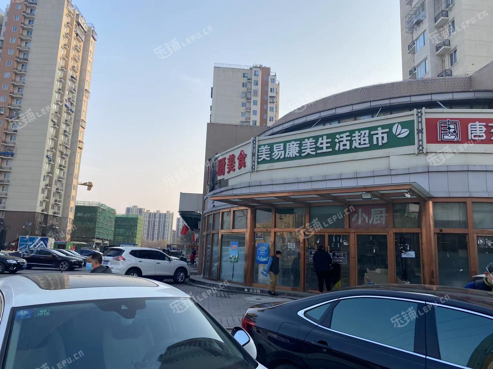 朝阳东坝东坝南二街558㎡商铺出租，可办照，可餐饮