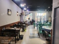 朝阳东坝志港路150㎡东北菜馆转让，个人照可用，可明火，可餐饮