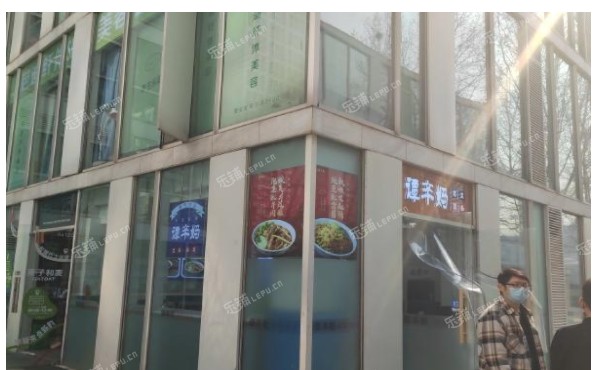 朝阳国贸CBD恒惠东路64㎡小吃快餐店转让，可办照，可明火，可餐饮