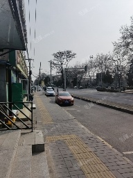 昌平昌平县城松园路300㎡烤肉店转让，可办照，可明火，可餐饮