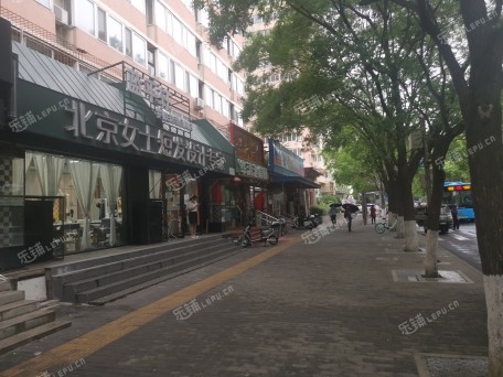 西城广安门77㎡小吃快餐店转让，大照/集体照，可明火，可餐饮