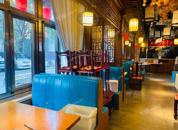 东城天坛光明路239㎡商铺转让，可办照，可明火，可餐饮