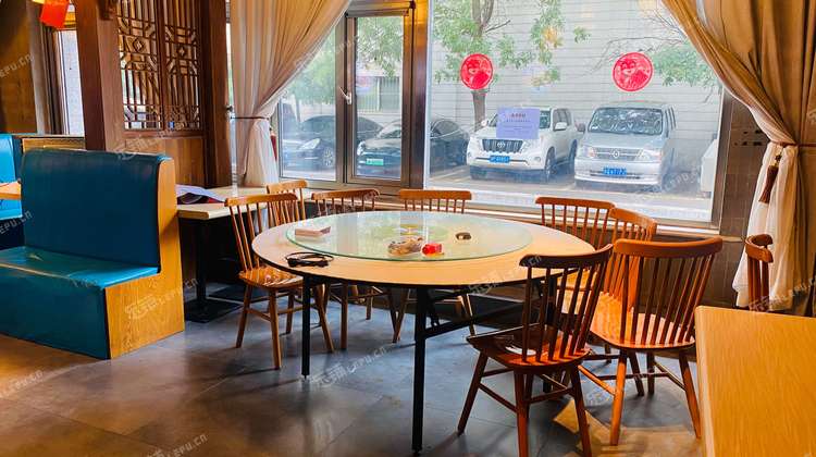 东城天坛光明路239㎡商铺转让，可办照，可明火，可餐饮