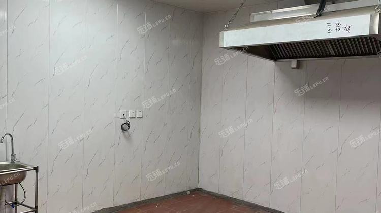朝阳亚运村小营小营西路15㎡商铺出租，大照/集体照，可明火，可餐饮