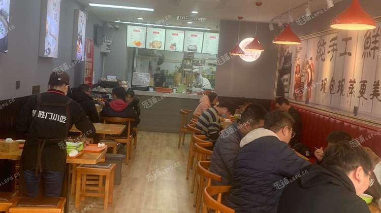 海淀清河75㎡北京菜馆转让，个人照可用，可明火，可餐饮