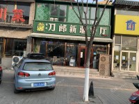 通州潞苑潞邑西路12㎡商铺出租，个人照可用，可餐饮