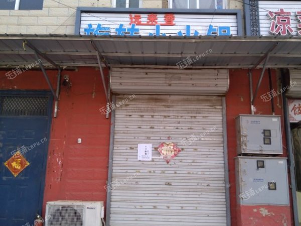 昌平昌平县城南北庄路50㎡小吃快餐店转让，个人照可用，可餐饮