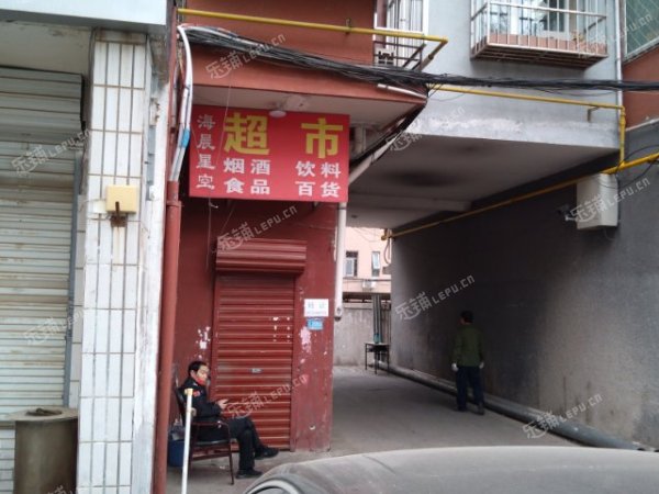 昌平昌平县城北环路20㎡面包房转让，个人照可用，可餐饮