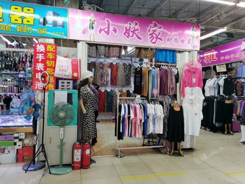 昌平昌平县城政府街13㎡服装店转让，个人照可用