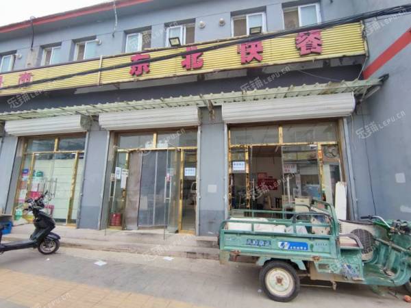 朝阳东坝60㎡小吃快餐店转让，个人照可用，可餐饮