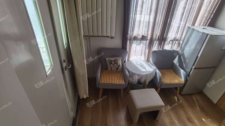大兴西红门144㎡美甲店出租，可办照，可明火，可餐饮