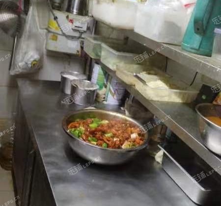 海淀航天桥增光路12㎡烤肉店转让，大照/集体照，可明火，可餐饮