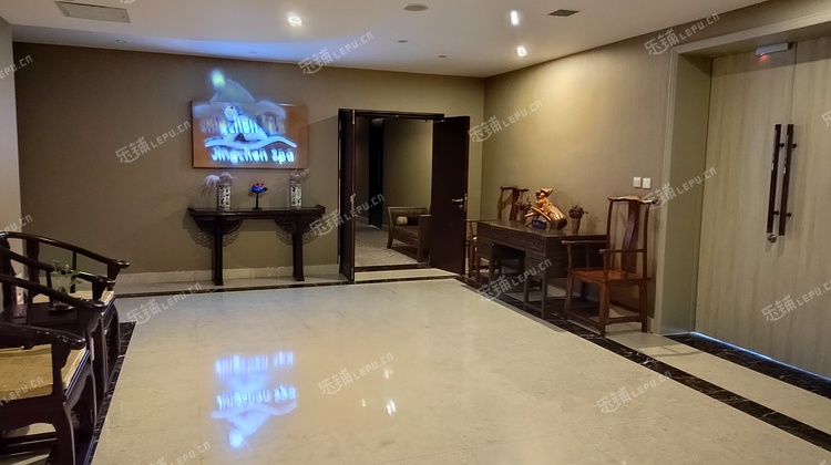 朝阳酒仙桥丽都环路797㎡商铺出租，可办照