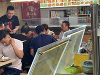 通州九棵樹九棵樹東路10㎡小吃快餐店(窗口)轉讓，大照/集體照，可明火，可餐飲
