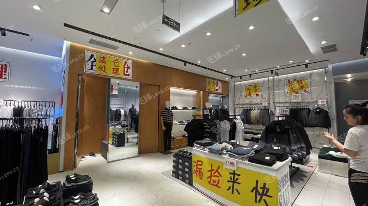 大兴黄村市场街164㎡家常菜馆出租，可办照，可餐饮
