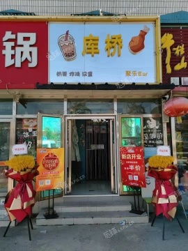 顺义北小营镇顺密路50㎡小吃快餐店转让，个人照可用，可餐饮