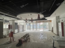丰台科技园区142㎡商铺出租，可办照，可明火，可餐饮