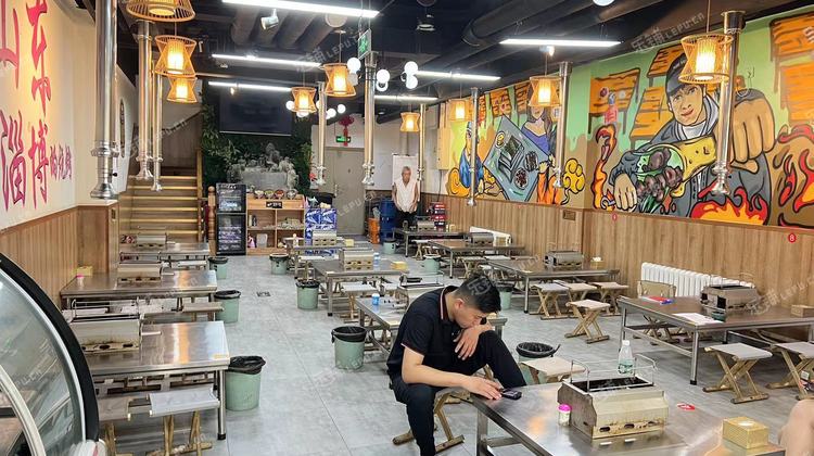 昌平昌平县城286㎡烧烤/烤串转让，公司照可过户，可明火，可餐饮