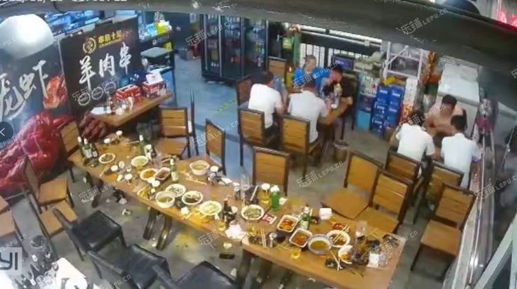 通州玉桥乔庄北街112㎡烧烤/烤串转让，个人照可过户，可明火，可餐饮