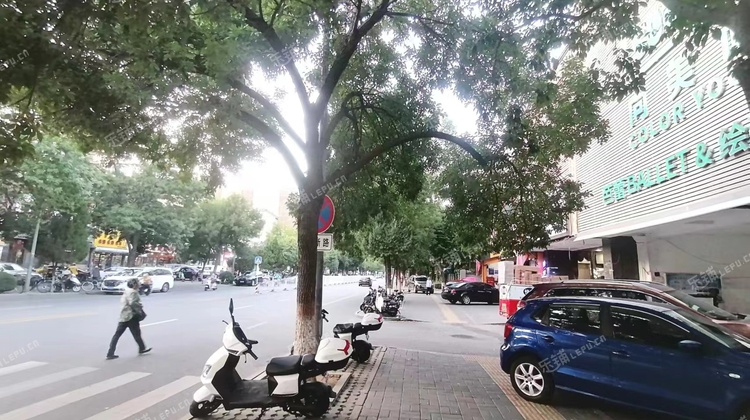 昌平昌平县城新创路350㎡商铺出租，可办照