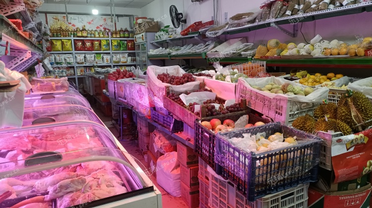 朝阳垡头横街子45㎡水果店转让，可办照，可餐饮