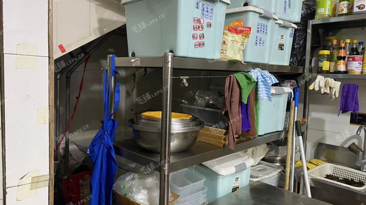 朝阳东坝168㎡烤肉店转让，公司照可过户，可明火，可餐饮