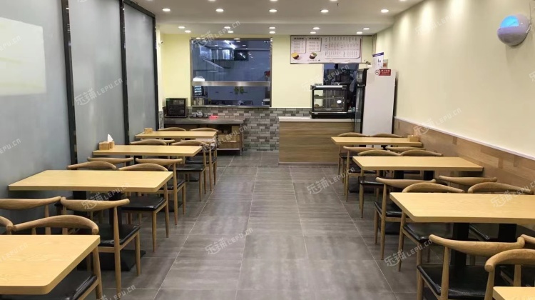 朝阳东坝驹子房路70㎡小吃快餐店转让，个人照可用，可餐饮