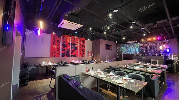 朝阳垡头371㎡火锅店转让，可办照，可餐饮