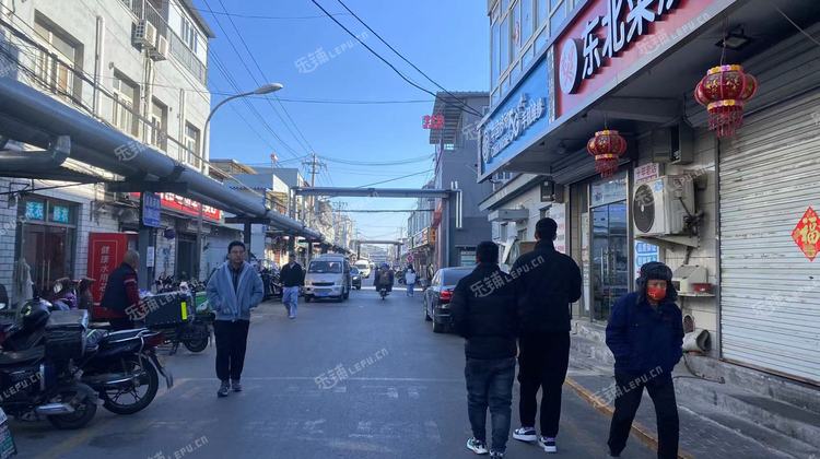 朝阳垡头横街子45㎡水果店转让，可办照，可餐饮